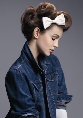 Quiff Retro Romantic Cu Papion Tendinte Toamna Iarna 2012213